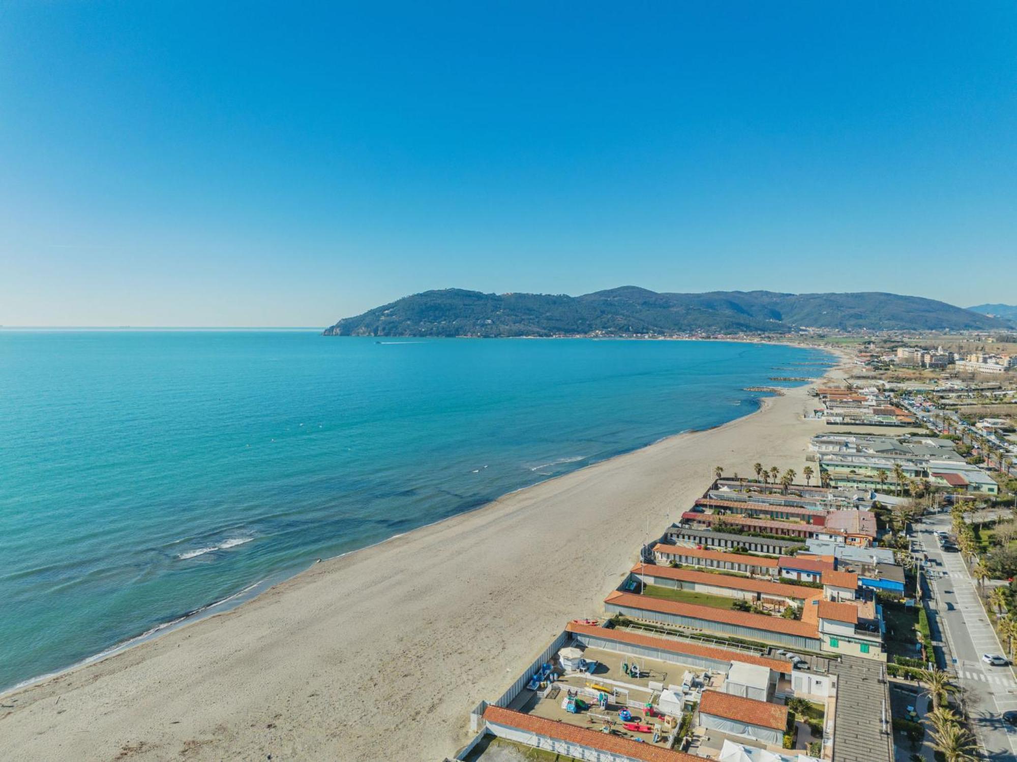 Apartment Ilaria By Interhome Marina di Massa Extérieur photo